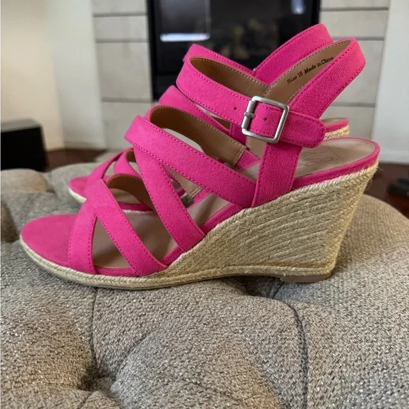 DV by Dolce Vita Hot Pink Strappy Wedges - Picture 3 of 6